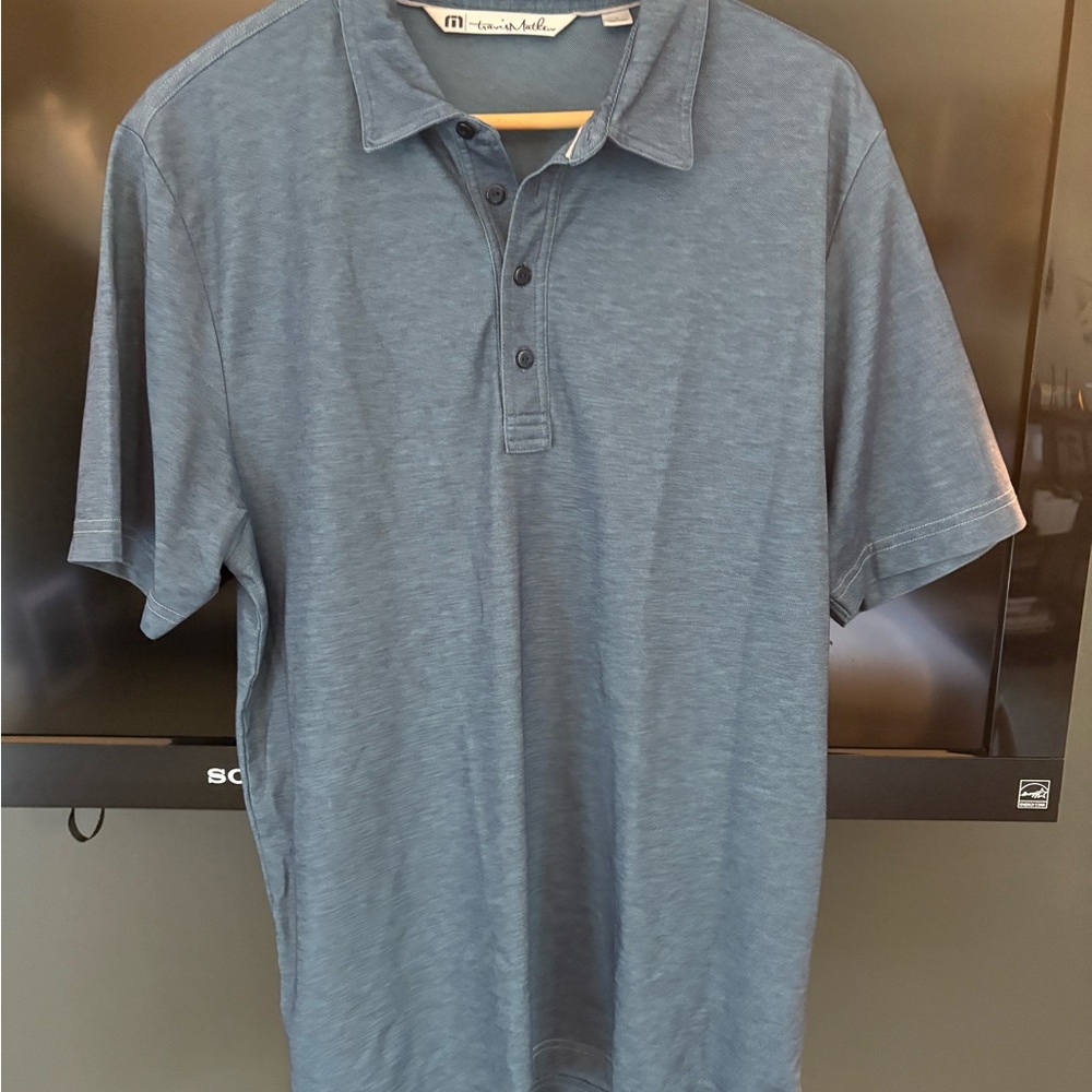 Travis Mathew Blue Polo Shirt Short Sleeve Relaxed Fit